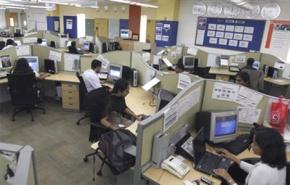 62% من الموظفين يهدرون ساعات العمل في الإنترنت