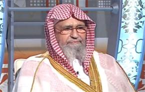 الفوزان يعتبر مطالبات التغيير والاصلاح دعوات للفتنة والتحريض