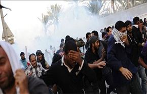 آل خليفه متهم به 