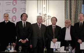 سياسي مصري يتهم الاخوان ببدء تصفية المعارضة