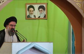 خطيب جمعة طهران: اميركا ترسل الارهابيين الى سوريا