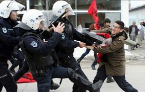 احتجاج امام سفارة المانيا بانقرة على نشر باتريوت