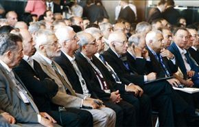 الائتلاف السوري المعارض يبحث خلافاته في القاهرة
