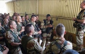القوات الفرنسية ستنسحب من مالي اعتبارا من آذار