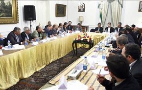 احمدی نجاد: نبحث مقترح امیركا في حال غيرت سلوكها