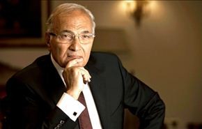 أحمد شفيق : نظام حكم الإخوان سينهار قريباً