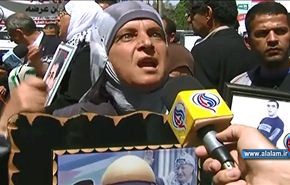 تظاهرات في الضفة واشتباكات في سجون الاحتلال