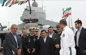 ايران تزيح قريبا الستار عن مدمرة وكاسحة الغام جديدة