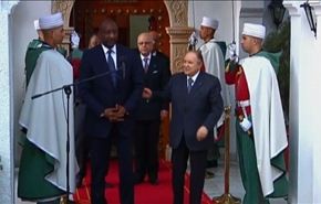 وزير خارجية مالي يجري مباحثات في الجزائر