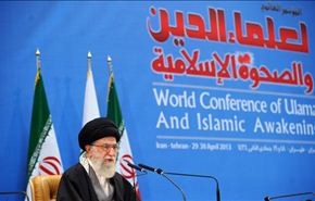 آية الله خامنئي يحذر من الفتنة الطائفية