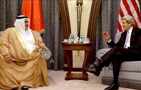 كيري يطالب نظيره البحريني بتعزيز حقوق الانسان