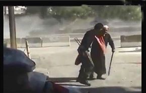 فيديو..موقف انساني رائع للجيش السوري