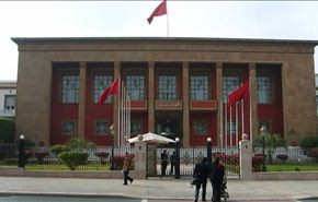 المغرب يواجه انتخابات مبكرة او تشكيل حكومة اغلبية