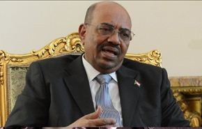البشير: الاسلحة المهربة من ليبيا تهدد دول المنطقة