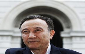 معارض سوري يرفض دخول اي قطعة سلاح لبلاده