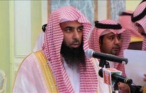 خطيب سعودي يهاجم المقاومة ويدافع عن بول الابل!