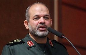 وحيدي: بامكان ايران الريادة في مجال تقنية المعلومات