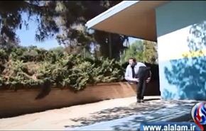 فيديو..ساحر يمشي بجسد مقطع إلى نصفين