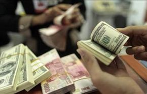 الدولار يتراجع بوجه عام بعد بيان المركزي الأمريكي