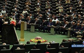 روحاني يؤدي اليمين ويعلن عن تشكيلة حكومته