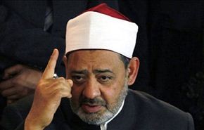 شيخ الازهر يدعو الى ضبط النفس وتغليب صوت العقل