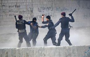 البحرين تغلي على صفيح ساخن في يوم تمردها