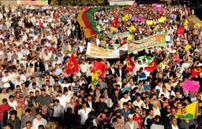 لماذا تظاهر اكراد تركيا ضد حزمة مقترحات اردوغان؟