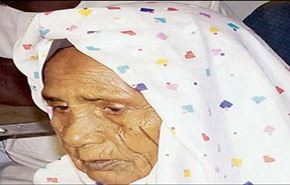 سبحانه..حاجة كفيفة تستعيد بصرها بالمسجد النبوي