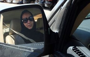الولايات المتحدة تدعم قيادة السعوديات للسيارات