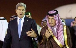 كيري يدعو السعودية لابقاء علاقاتها 