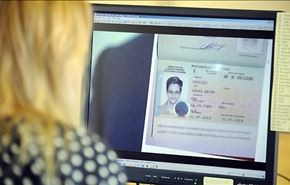 سنودن يفضح : لندن سمحت بالتجسس على بريطانيين