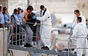 اضراب لاجئين سوريين وفلسطينيين احتجاجا على اعتقالهم بمصر