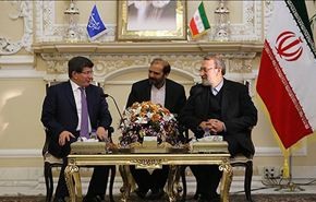 لاريجاني: بعض المشاكل يجب ألا تعرقل العلاقات بين ايران وتركيا