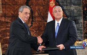 الرئيس المصري يتسلم مسودة الدستور الجديد تمهيدا للاستفتاء عليه
