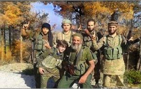 صور/مغربي برفقة أبنائه الخمسة يقاتلون في سوريا !