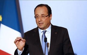 هولاند يعلن عن تدخل عسكري فرنسي فوري في جمهورية إفريقيا الوسطى
