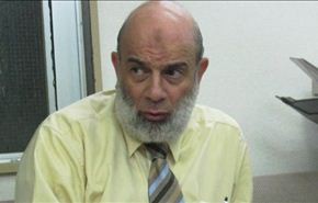 داعية مصري يطالب بمقاطعة الاستفتاء على الدستور ويصفه بالكافر