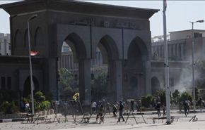 اصابات في مواجهات بين طلاب جامعة القاهرة والشرطة