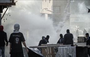 البحرين ..مسيرات حاشدة احياء لعيد الشهداء والسلطات تواصل قمعها