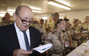 لودريان: فرنسا مصممة على وضع حد للفوضى في افريقيا الوسطى