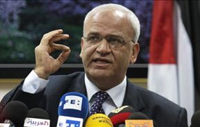 عريقات يعتبر ان موقف بيريز من الاعتراف بالكيان 