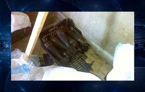 بالصور.. ضبط مخزن اسلحة في غرفة لاجئ سوري في لبنان
