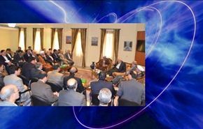 ظريف: الشعب الإيراني خلق فرصة استثنائية للتواجد علی الساحة الدولية
