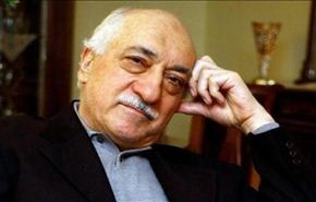غولن يطالب بدستور 