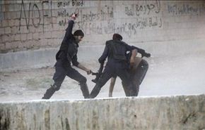 منظمة حقوقية: عام 2013 شهد العديد من الانتهاكات في البحرين