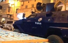 بالفيديو..الامن البحريني يطلق الغازات الخانقة على مؤسسة دينية