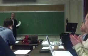 فيديو طلاب يداعبون أستاذهم بكذبة أبريل يجذب الملايين
