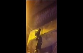 شاهد.. انقاذ سيدة من محاولة انتحار في لبنان