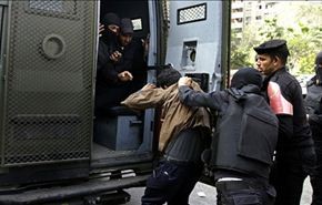 فاينانشيال تايمز: سجون مصر السرية قد تخلق أشرس المتطرفين