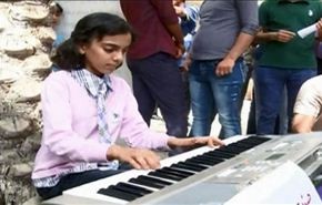 فنانو العراق ومثقفوه يعبرون عن اهمية المشاركة بالانتخابات